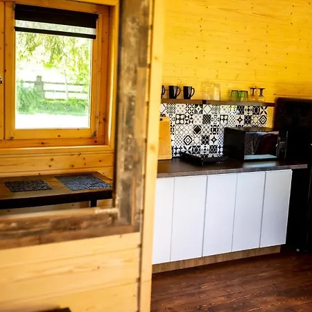 Kamienski * Międzywodzie